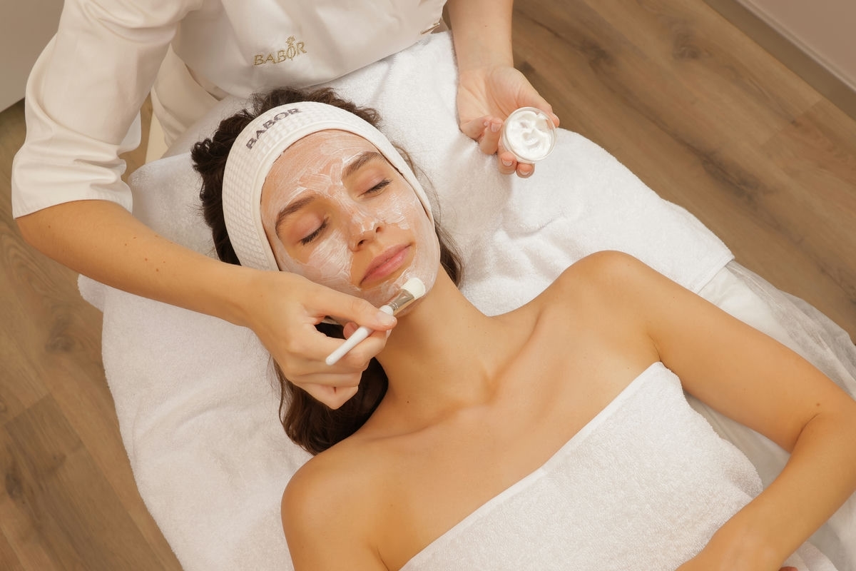 ОБНОВЛЯЮЩИЙ УХОД ДОКТОР BABOR